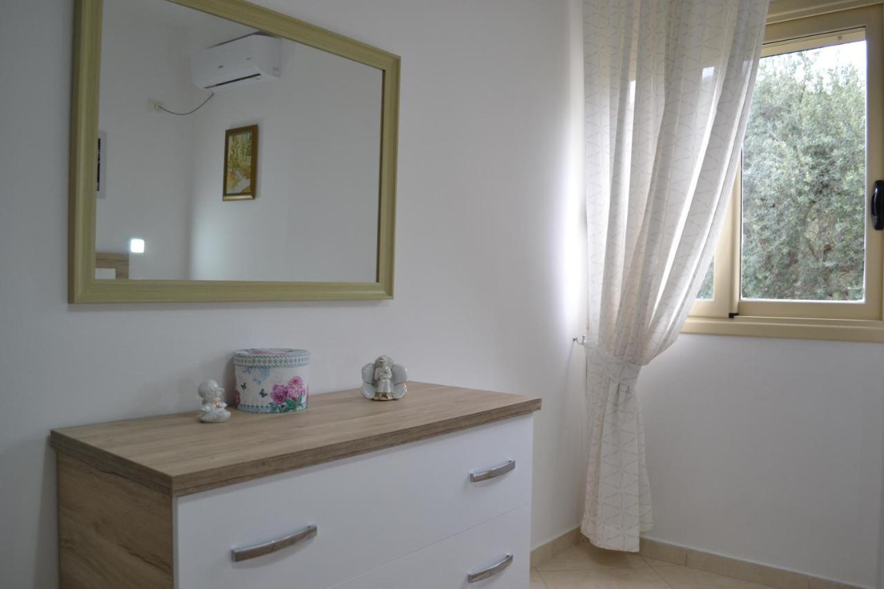 Flowers & Green 2 Bedrooms Apartment & Box Garage Vlorë Exteriör bild
